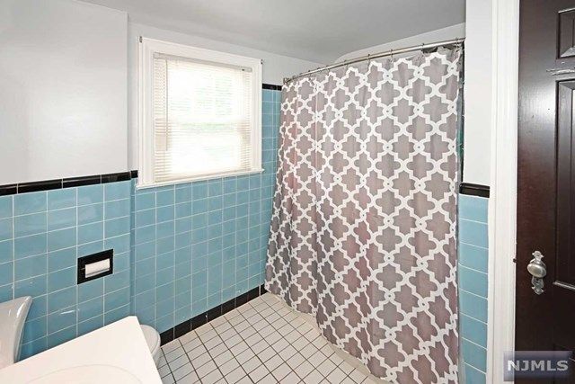 15 Greendale Road Clifton, NJ 07013 - Photo 19 of 25 Gallery Image 19