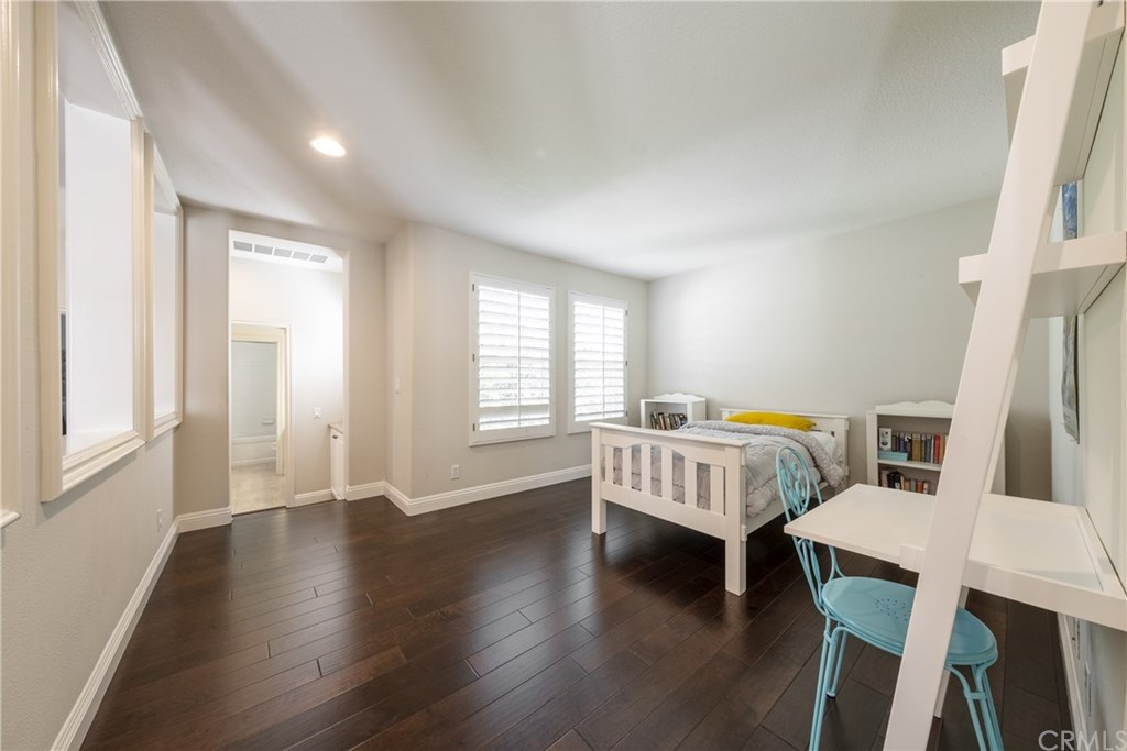 12 Poway Irvine, CA 92602 - Photo 25 of 31 Loft Area