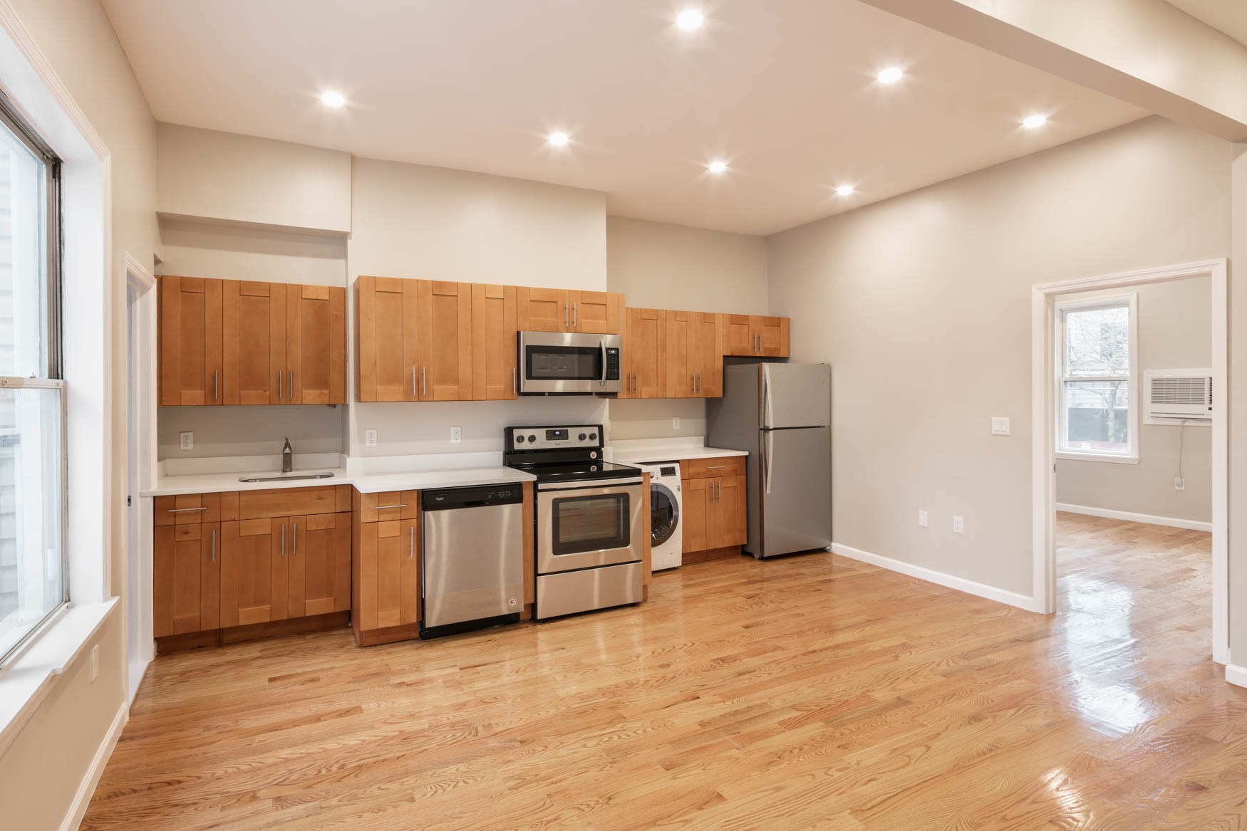 358 Leonard Street Brooklyn, NY 11211 - Photo 3 of 11