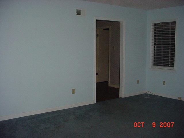 205 Sharon Place Somerville, TN 38068 - Photo 3 of 9 LR/DR COMBO