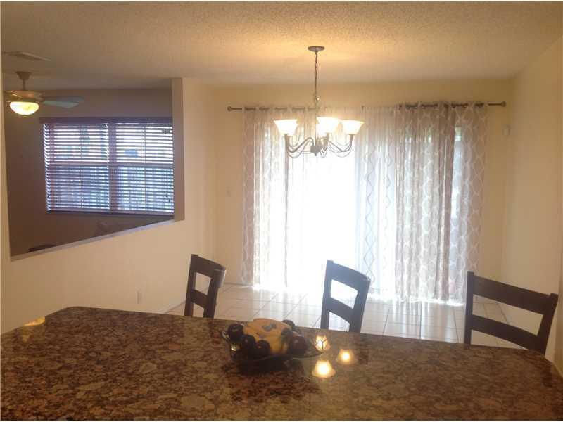 Buttonwood Hammocks Coconut Creek, FL 33063 - Photo 10 of 35