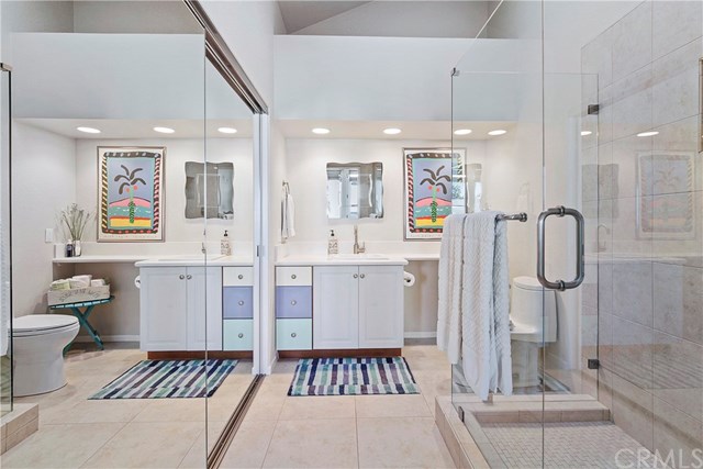 625 Avenida Acapulco San Clemente, CA 92672 - Photo 38 of 48 GUEST ROOM EN SUITE FULL BATHROOM