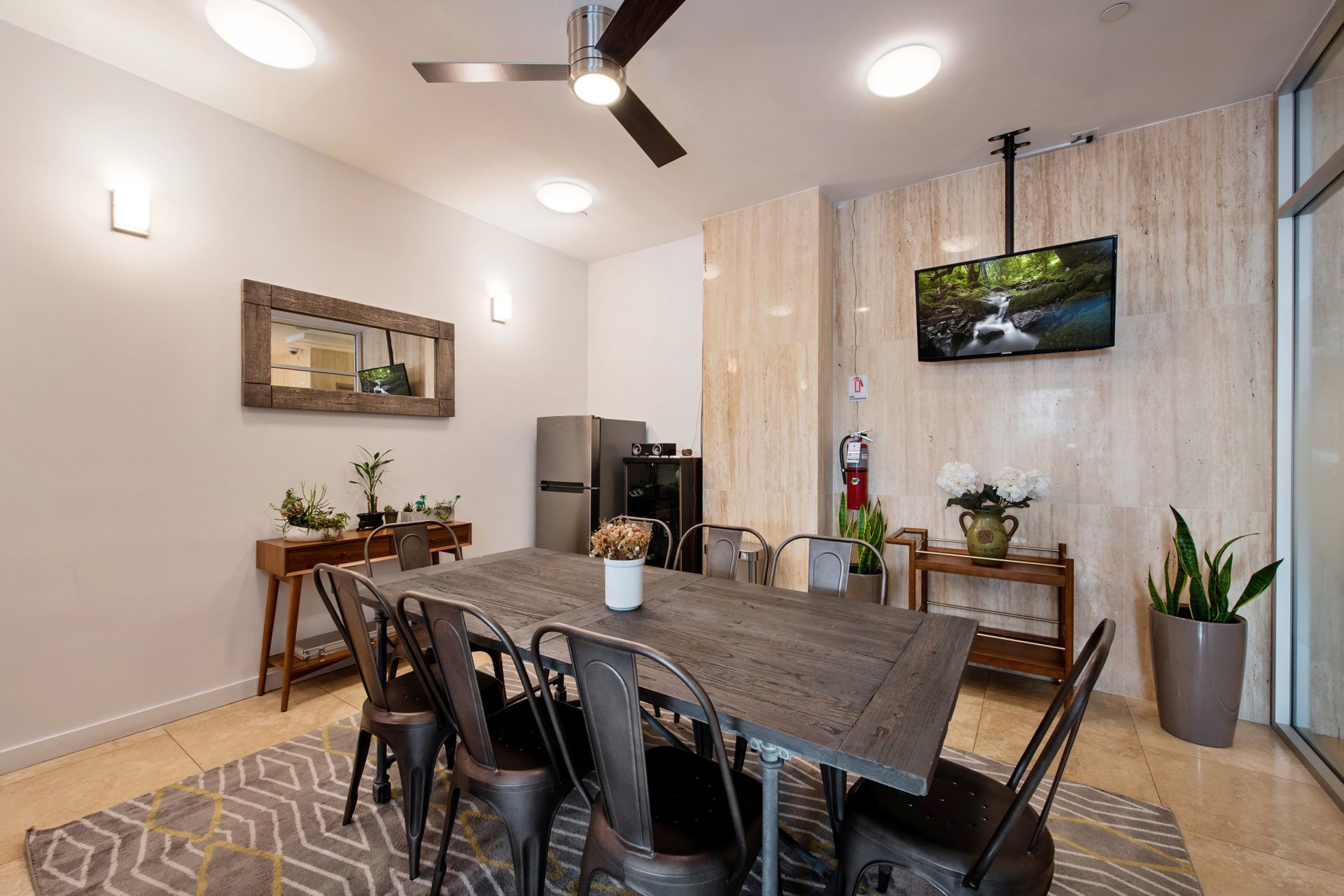 135 North 11th Street, Unit 2H Brooklyn, NY 11249 - Photo 14 of 16