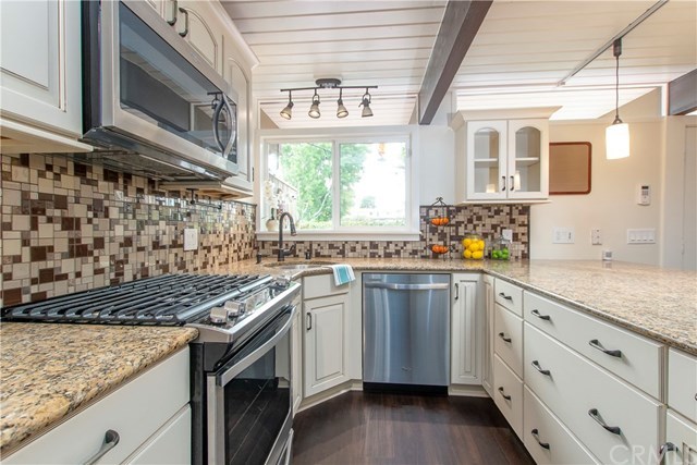 214 Del Gado Road San Clemente, CA 92672 - Photo 4 of 26