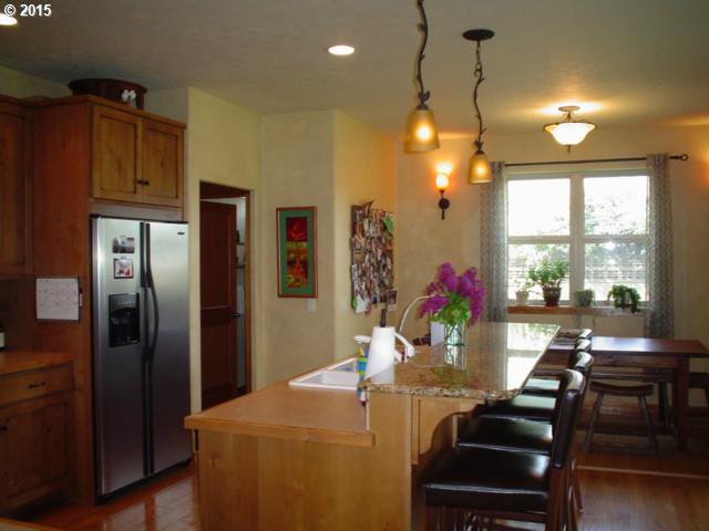 680 Henderson Road Hood River, OR 97031 - Photo 6 of 16 Gallery Image 6