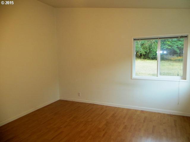 5351 Elkhead Road Yoncalla, OR 97499 - Photo 9 of 15