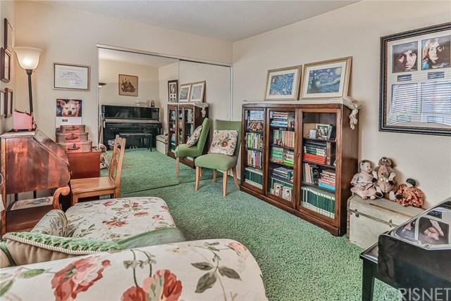 610 Geranium Lane, Unit C Simi Valley, CA 93065 - Photo 29 of 49