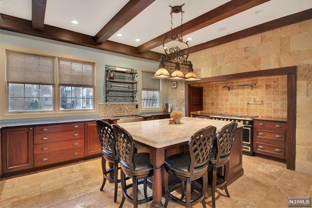 $15,000 | 517 Harbor Place, West New York, NJ 07093