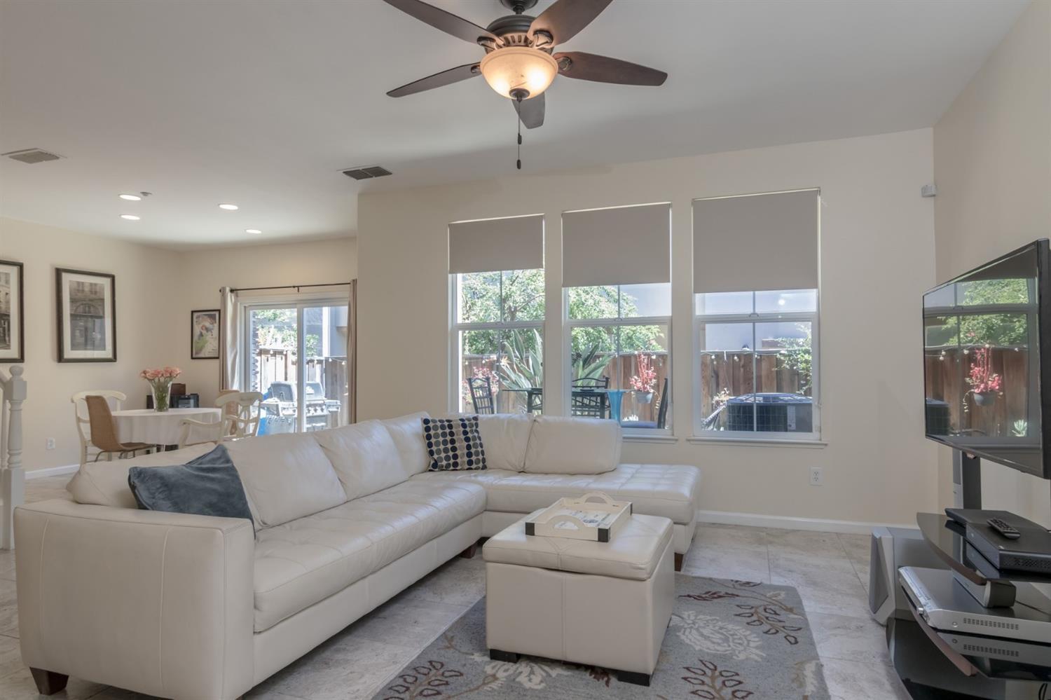 147 West Del Sol Lane Mountain House, CA 95391 - Photo 3 of 14