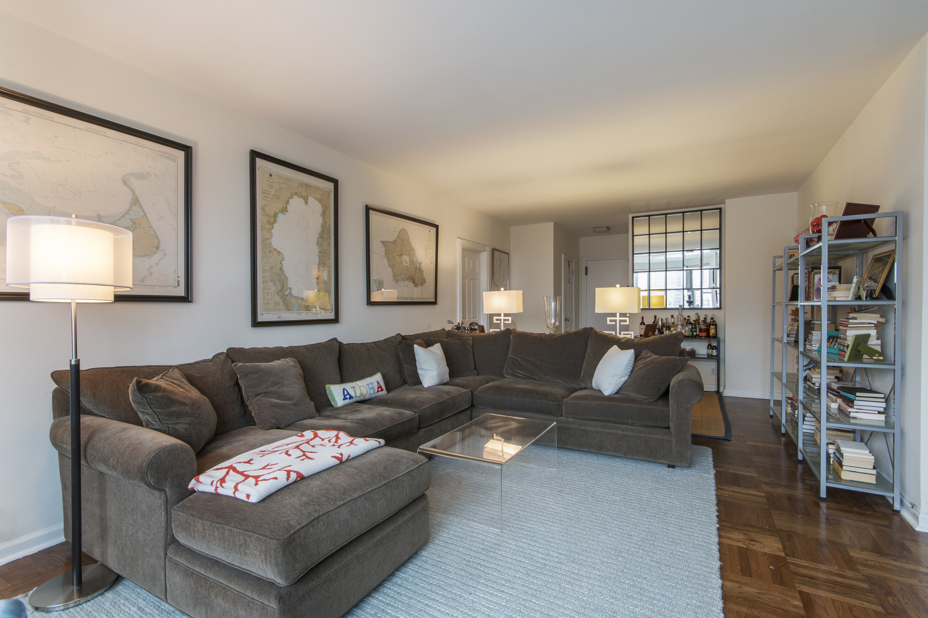 300 East 74th Street, Unit 17A Manhattan, NY 10021 - Photo 2 of 8