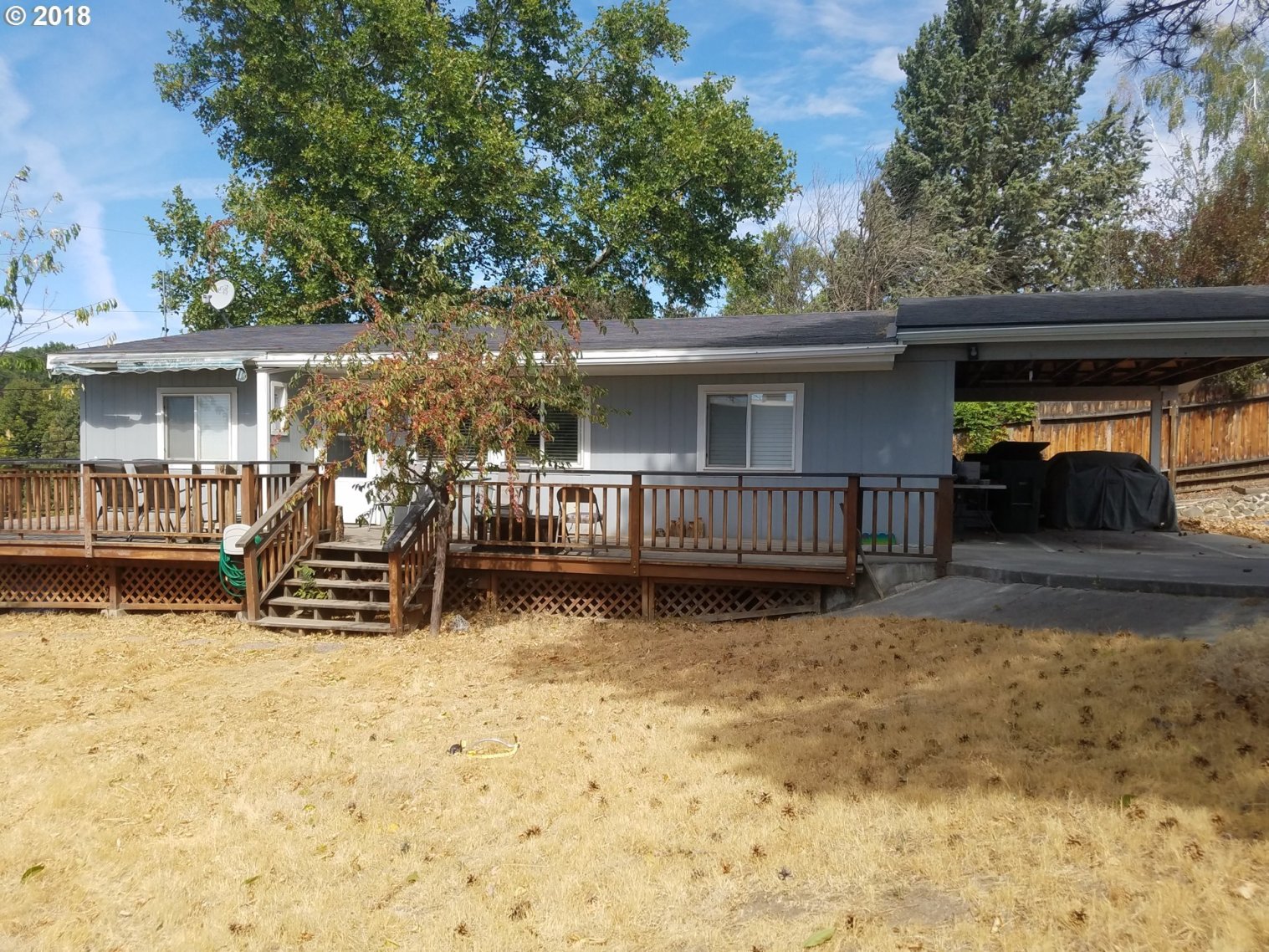705 Northwest 6th Street Pendleton, OR 97801 - Photo 3 of 24