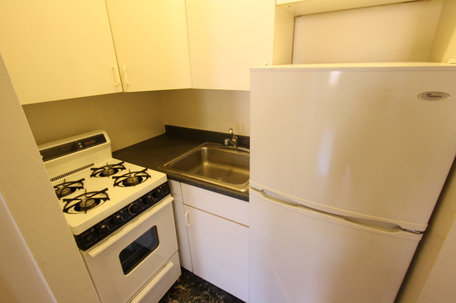 1728 2nd Avenue, Unit 3A Manhattan, NY 10128 - Photo 2 of 2