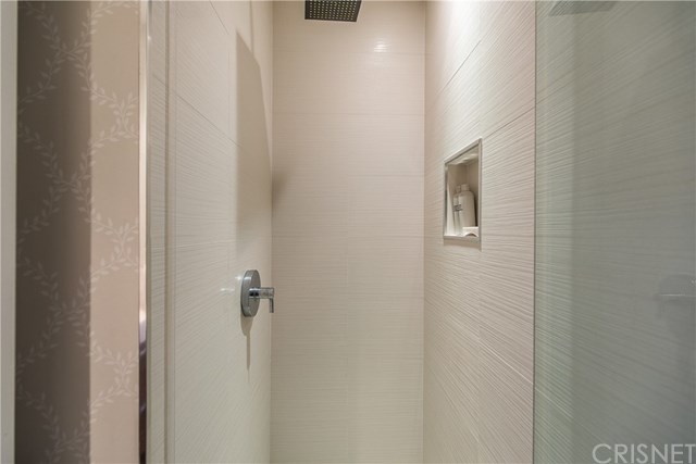 8809 Evanview Drive Los Angeles, CA 90069 - Photo 22 of 46