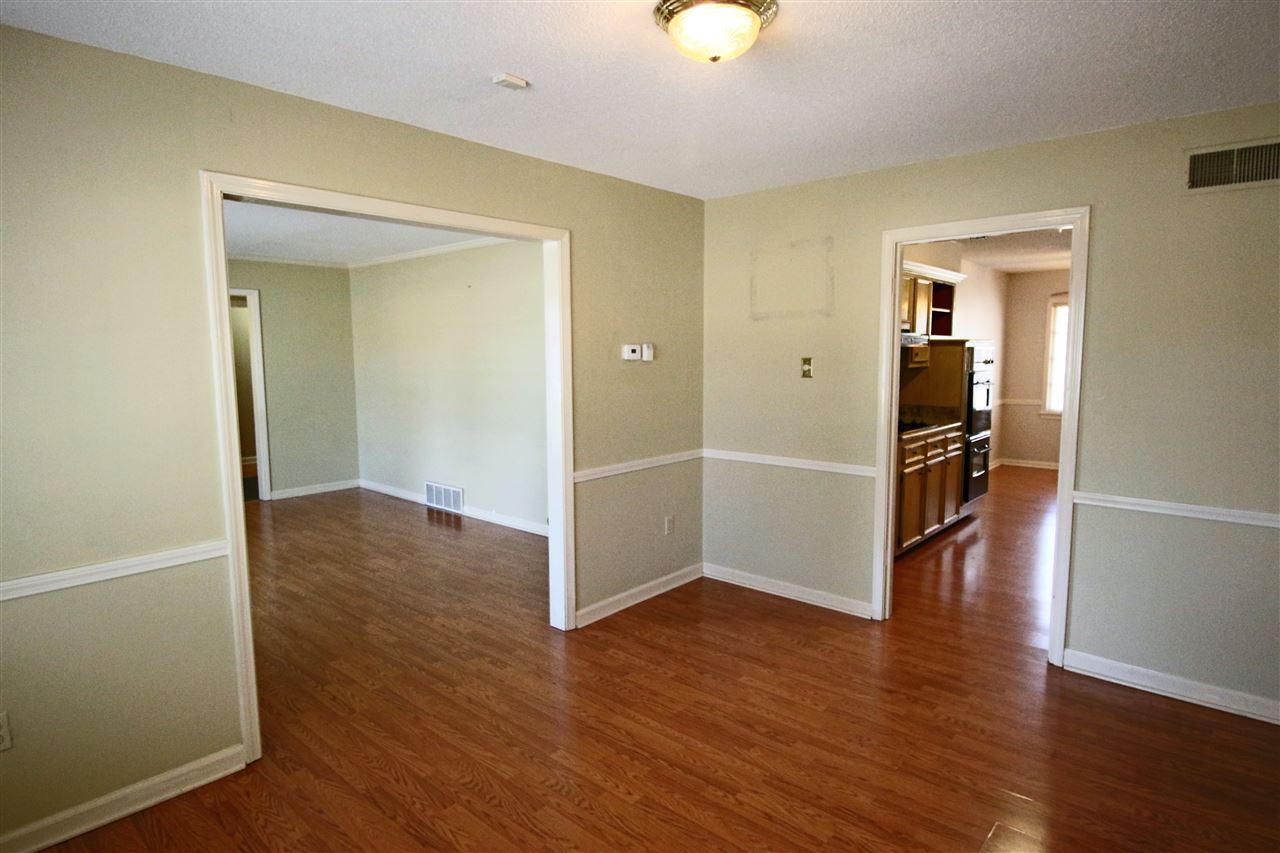 2399 Ridgeway Road Memphis, TN 38119 - Photo 8 of 23 Gallery Image 8