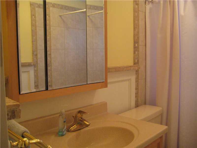 306 Rockhill Road Pittsburgh, PA 15243 - Photo 12 of 23