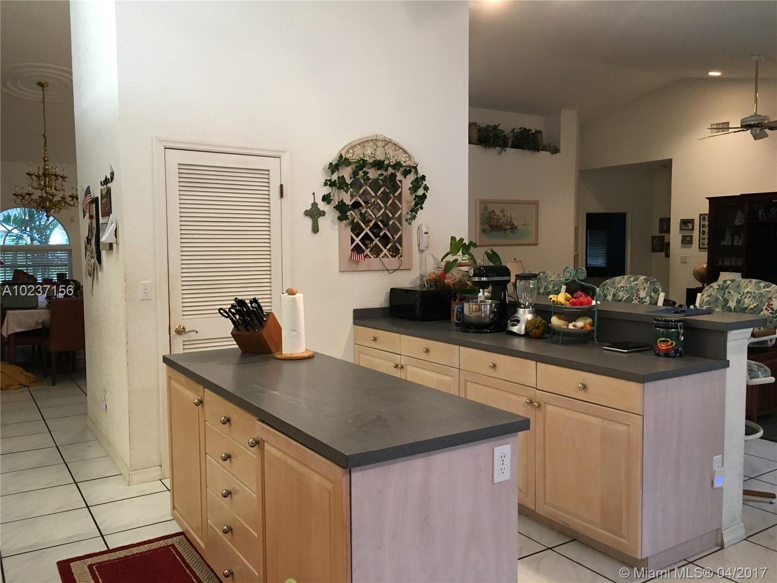 15990 Southwest 252nd Street Homestead, FL 33031 - Photo 7 of 20