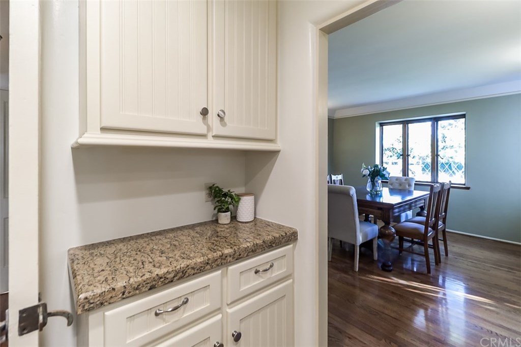 975 Hillcrest Drive Upland, CA 91784 - Photo 25 of 65