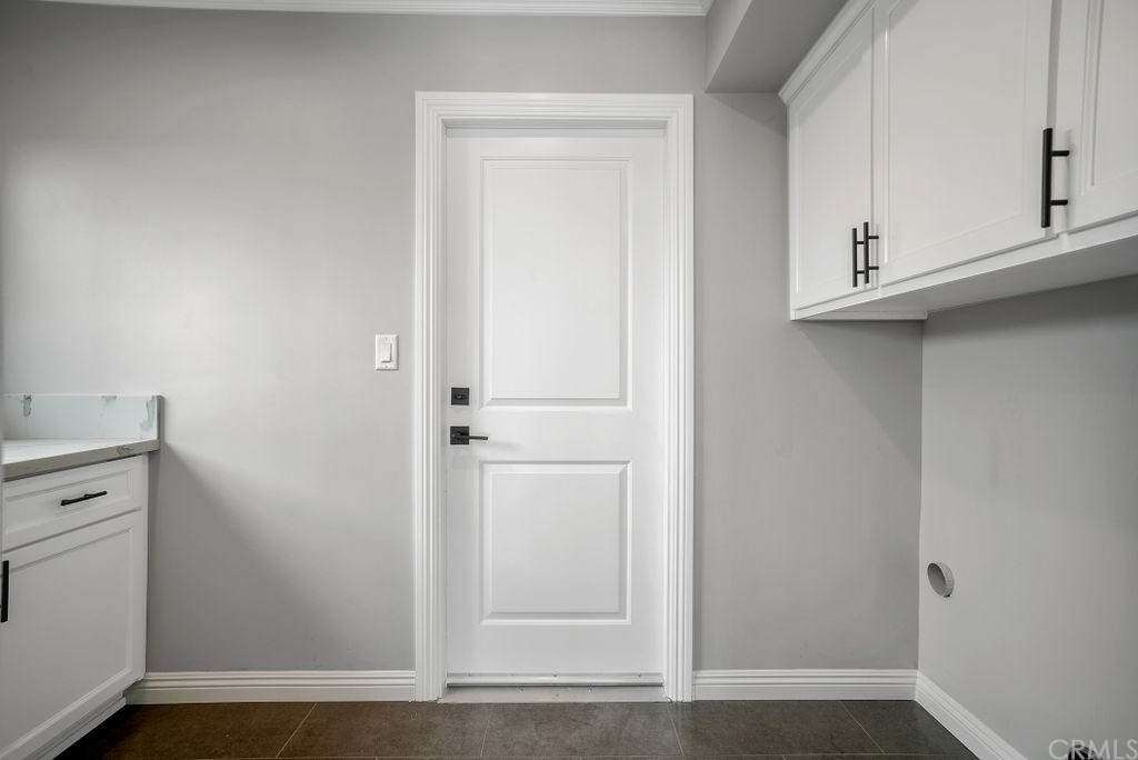 13516 Darvalle Street Cerritos, CA 90703 - Photo 25 of 75