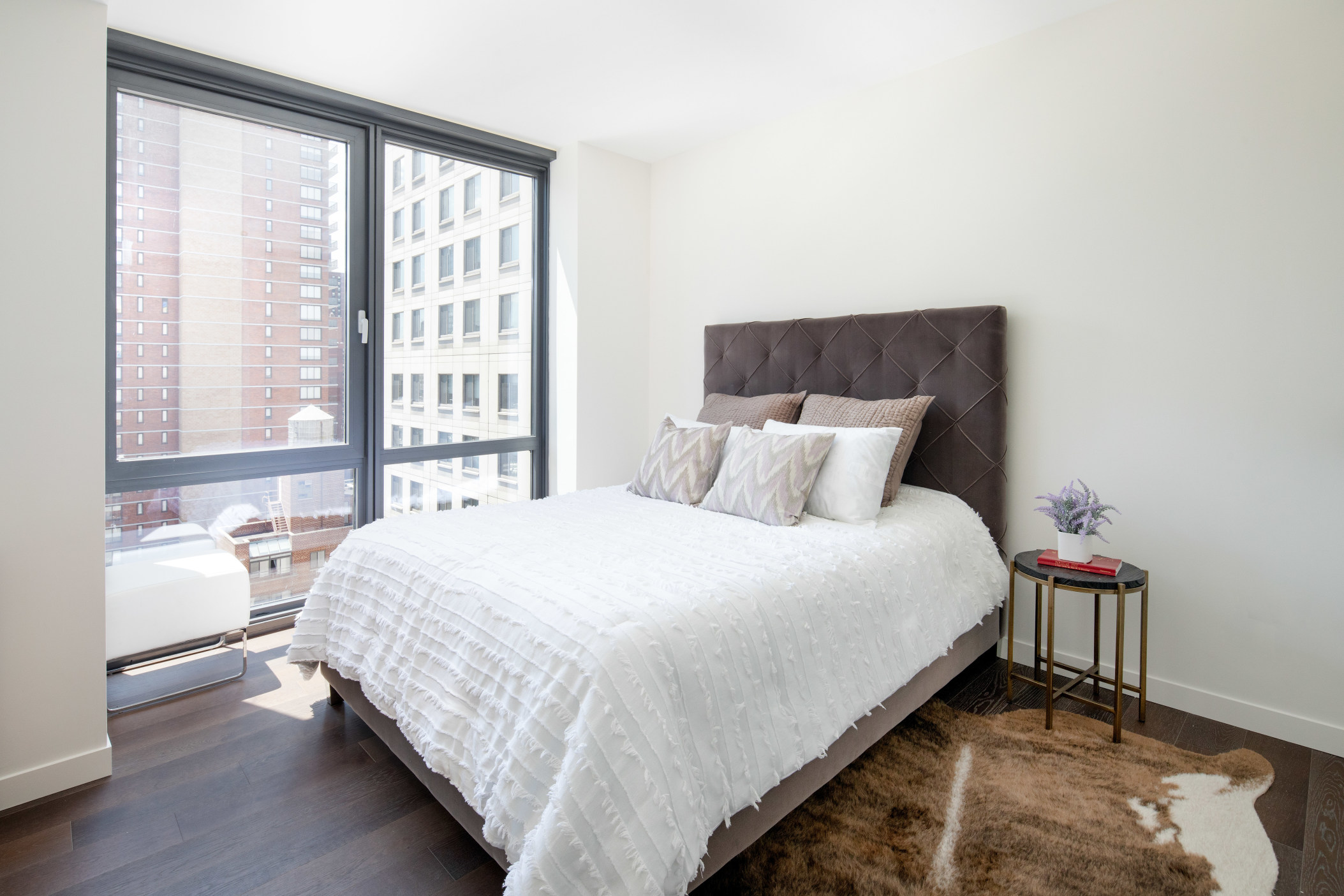 302 East 96th Street, Unit 201 Manhattan, NY 10128 - Photo 5 of 9