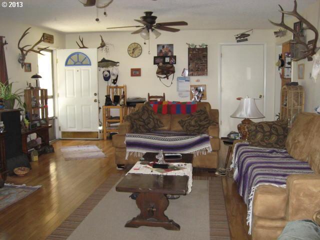 501 Division Street Elgin, OR 97827 - Photo 3 of 9 Gallery Image 3