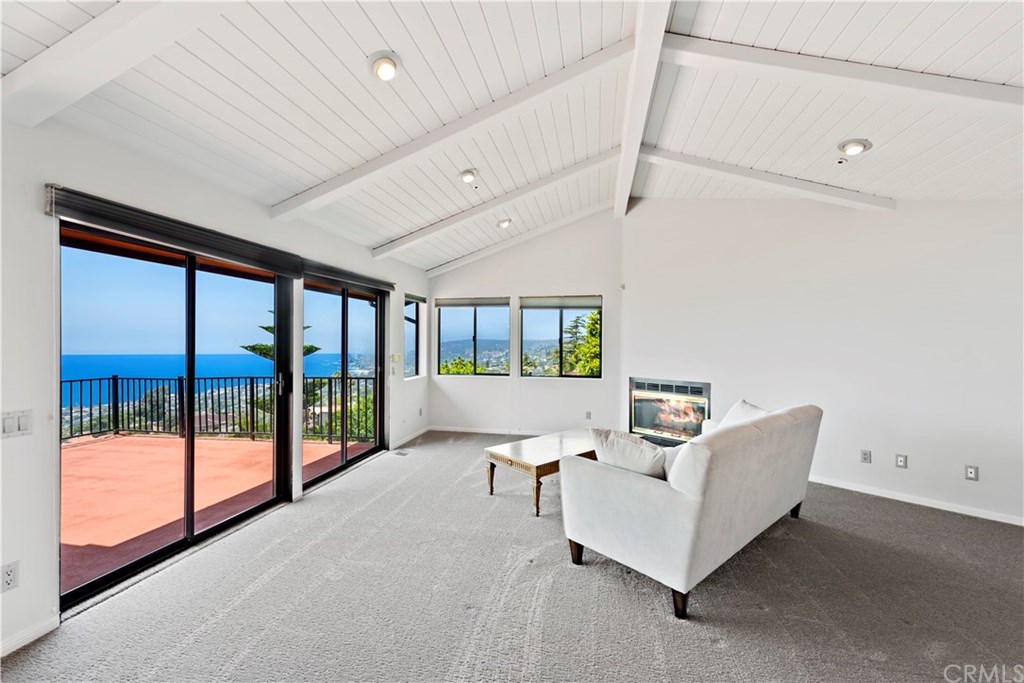 1055 Summit Drive Laguna Beach, CA 92651 - Photo 16 of 75