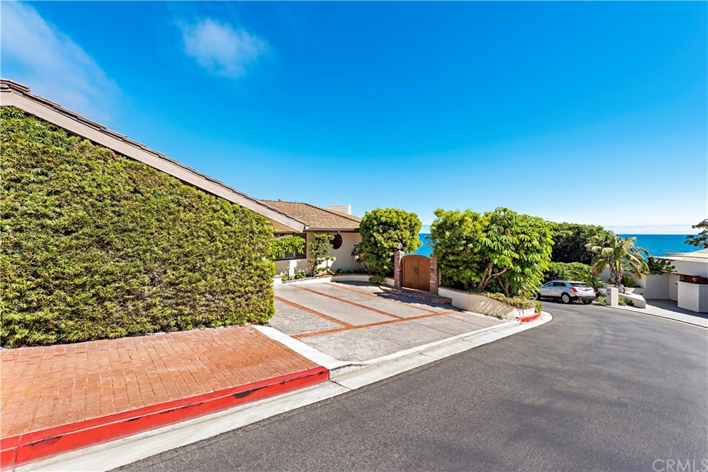 191 Emerald Bay Laguna Beach, CA 92651 - Photo 35 of 36