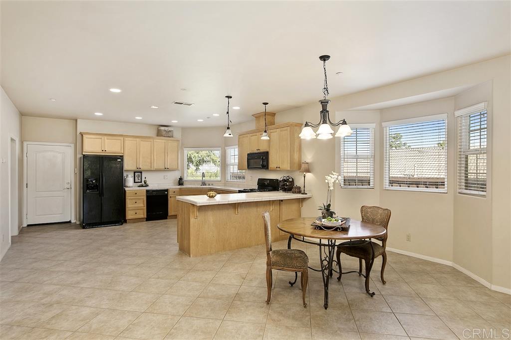 9136 Pinzolo Point Lakeside, CA 92040 - Photo 6 of 19