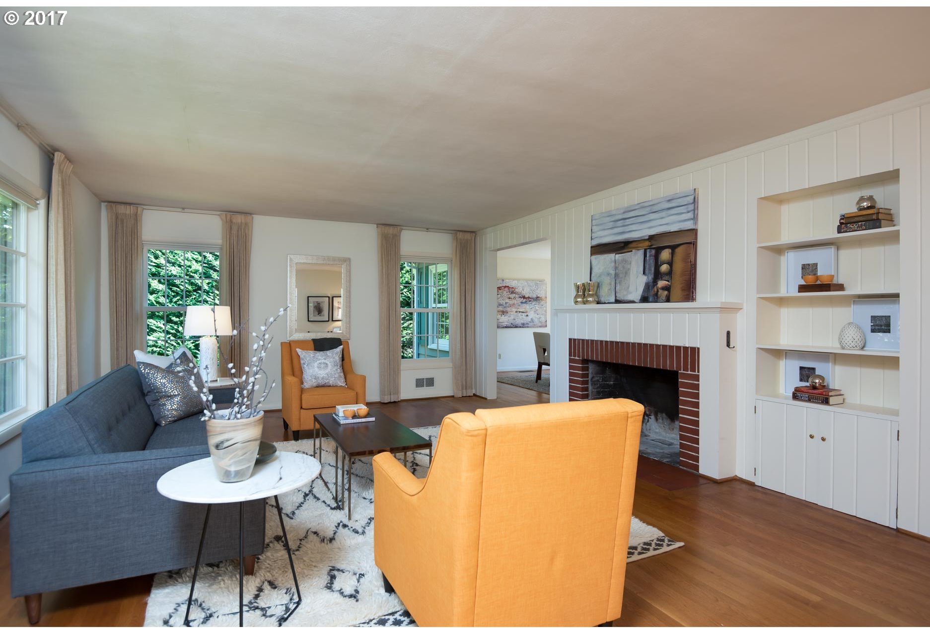 4256 Southwest Patrick Place Portland, OR 97239 - Photo 4 of 32