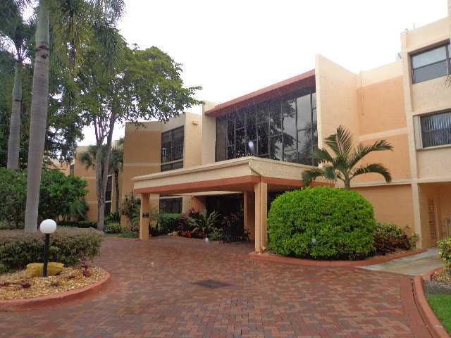 16401 Golf Club Road, Unit 305 Weston, FL 33326 - Photo 1 of 11 Gallery Image 1