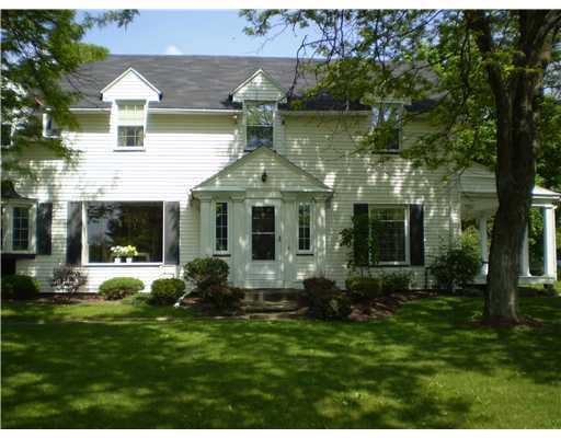 4196 Edinburg Road New Castle, PA 16102 - Photo 1 of 15 Gallery Image 1