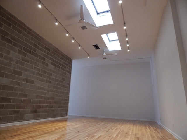 208 North 6th Street, Unit COMM1 Brooklyn, NY 11211 - Photo 2 of 6