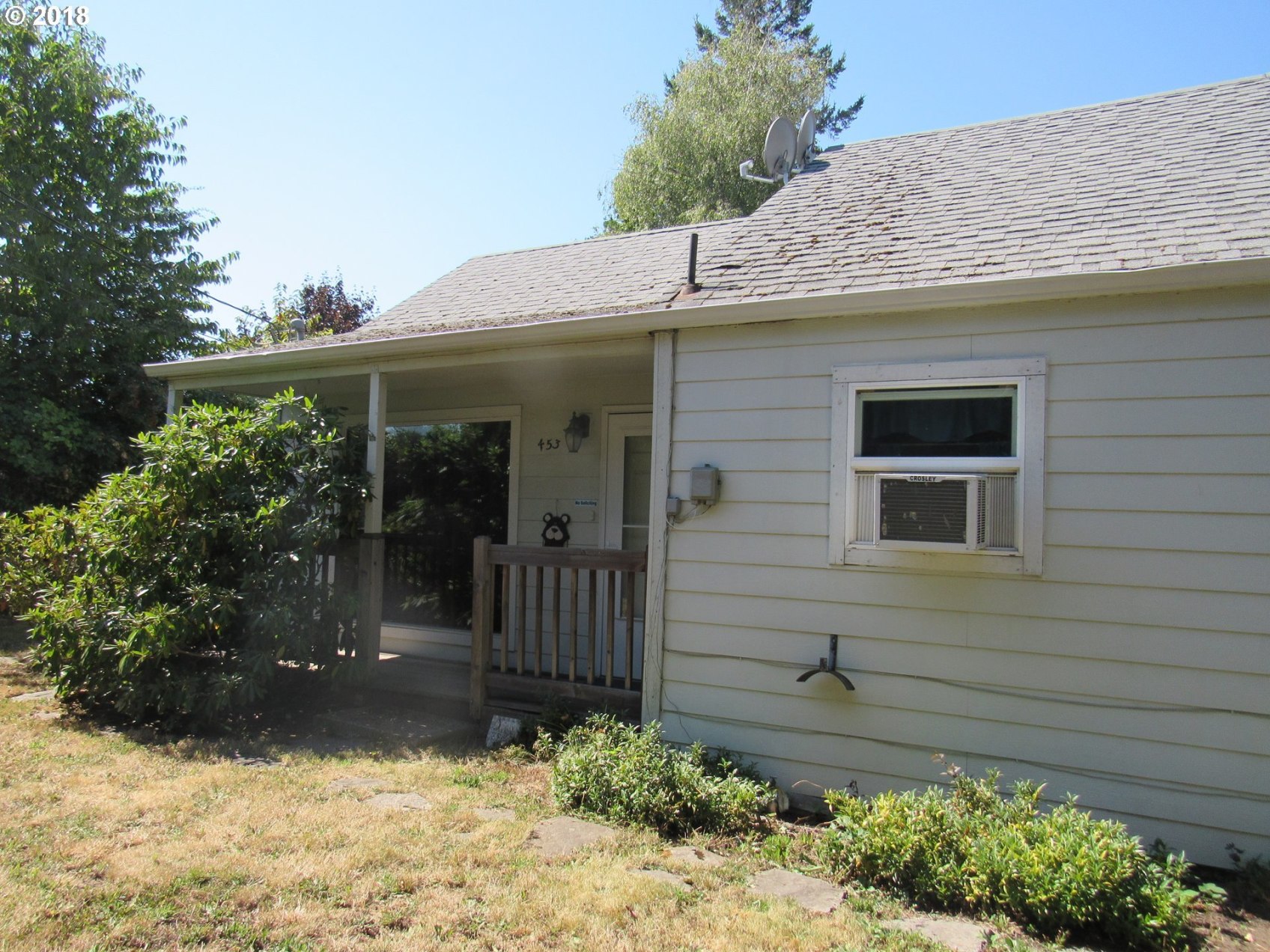 453 Southeast Hogan Road Gresham, OR 97080 - Photo 2 of 8 Gallery Image 2