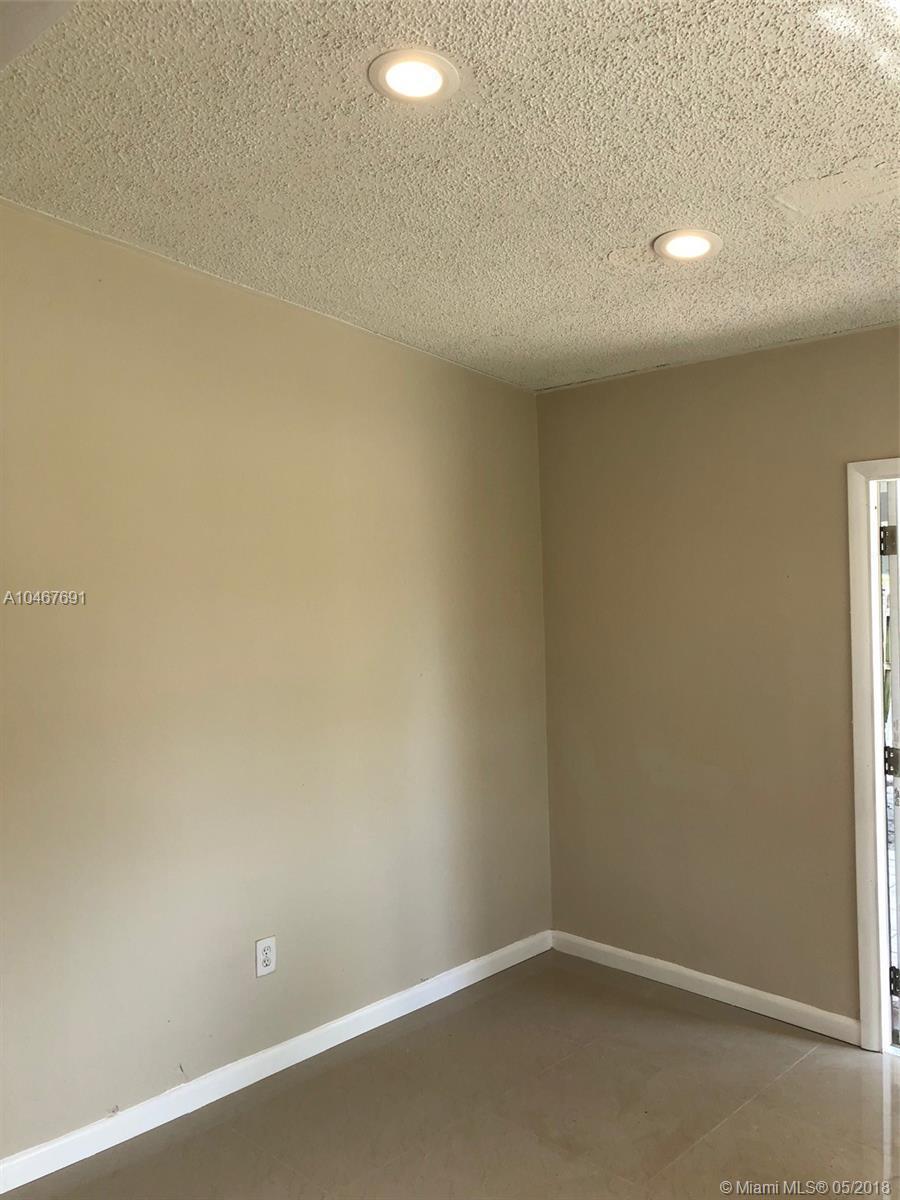 3621 Southwest 47th Avenue West Park, FL 33023 - Photo 5 of 12