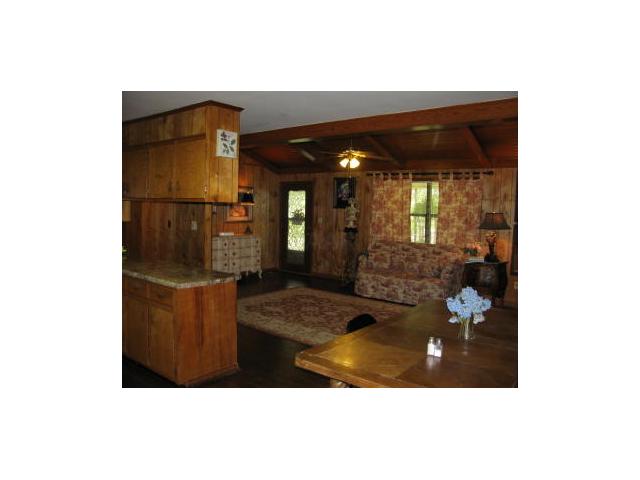 1335 Bruton Road Savannah, TN 38372 - Photo 4 of 12 Gallery Image 4