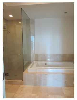 218 Southeast 14th Street, Unit 2304 Miami, FL 33131 - Photo 7 of 12