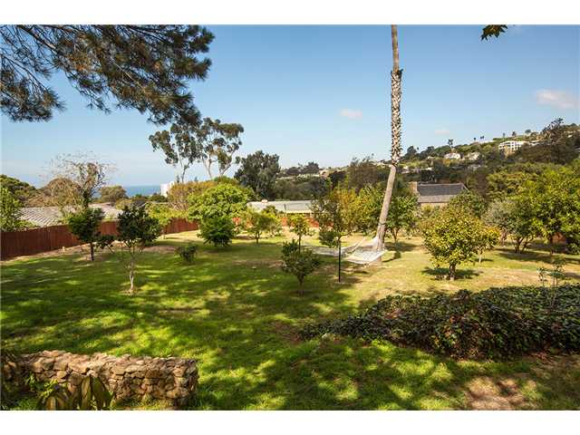 2810 Hidden Valley Road La Jolla, CA 92037 - Photo 17 of 19 Fruit Orchard