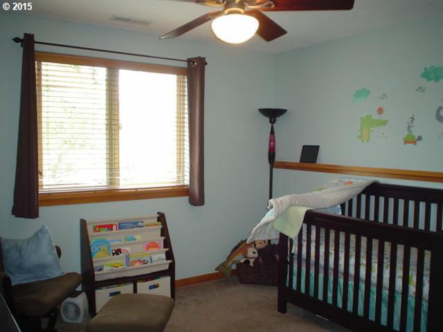 680 Henderson Road Hood River, OR 97031 - Photo 14 of 16 Gallery Image 14