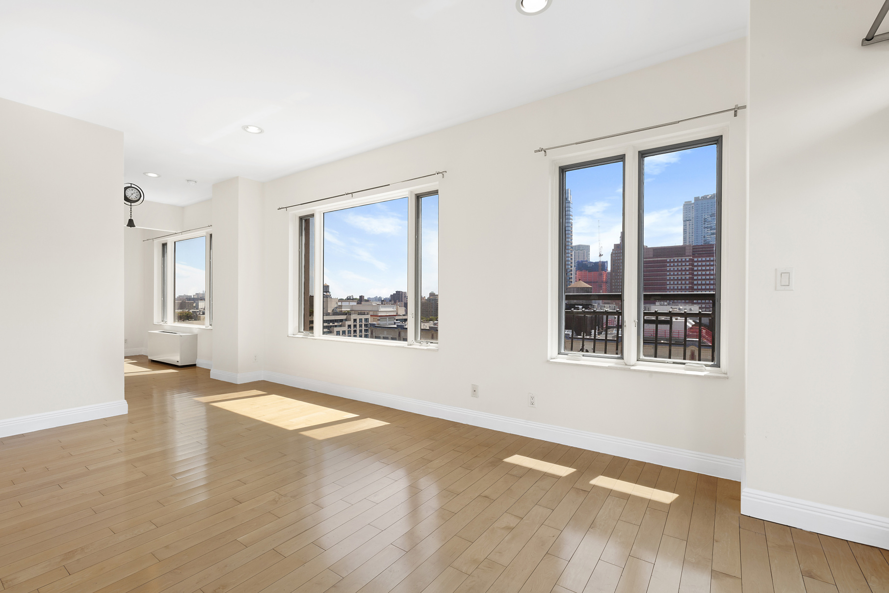 189 Bridge Street, Unit 11D Brooklyn, NY 11201 - Photo 5 of 8