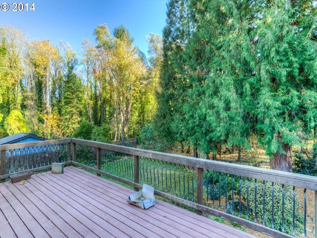 7821 Southwest Ruby Terrace Portland, OR 97219 - Photo 15 of 16