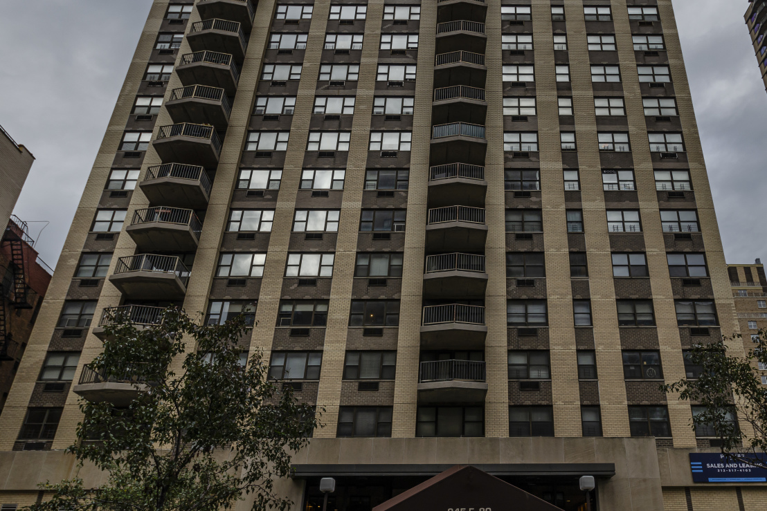 East Winds Condominium 345 E 80th St, Manhattan, NY 10075 - Photo 2 of 3