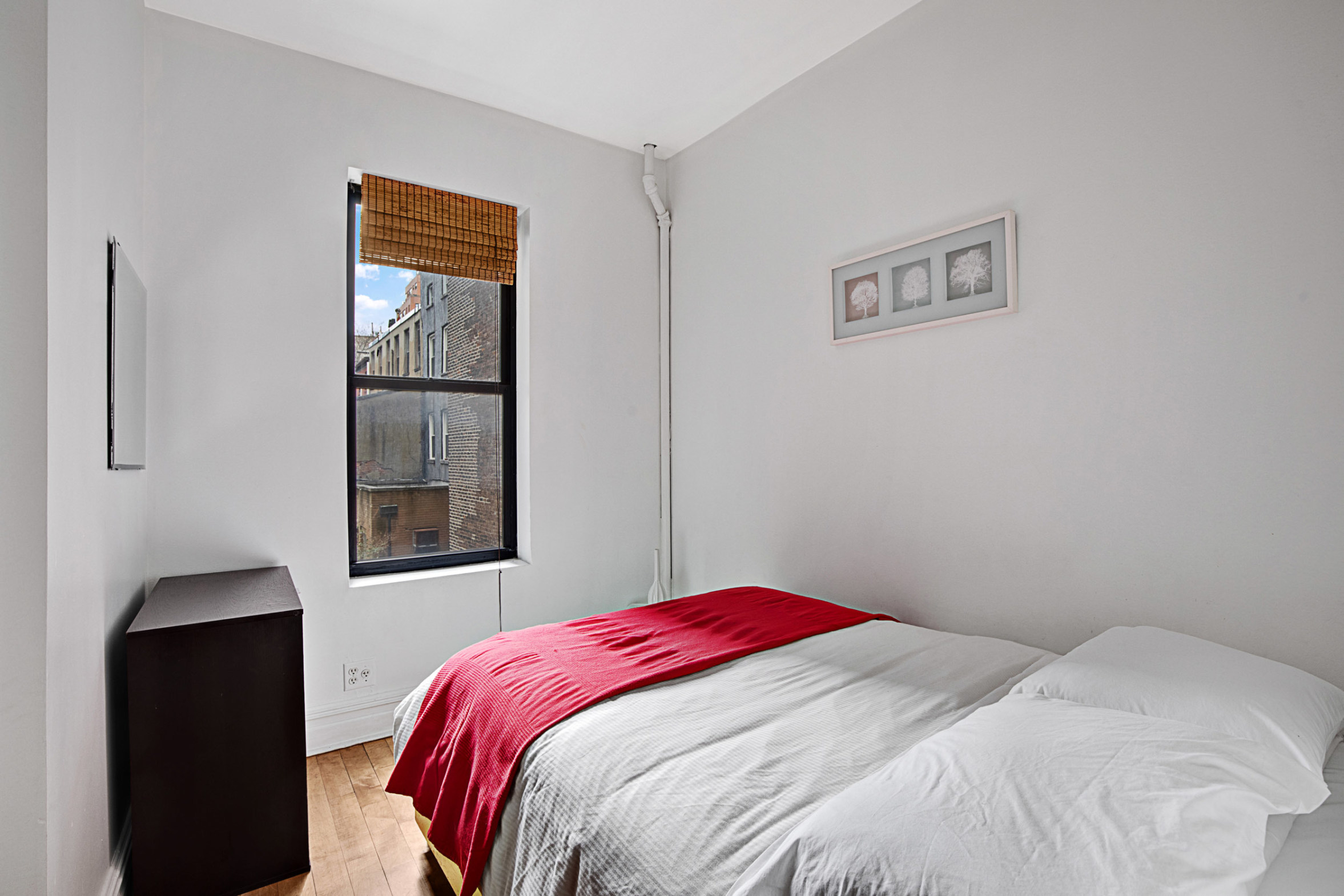 39 Christopher Street, Unit 2D Manhattan, NY 10014 - Photo 5 of 6
