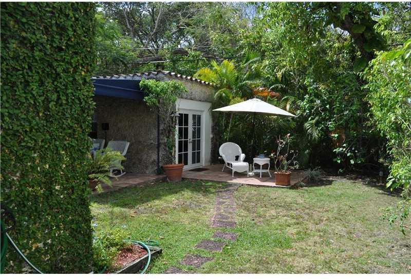 Granada Coral Gables, FL 33134 - Photo 13 of 16