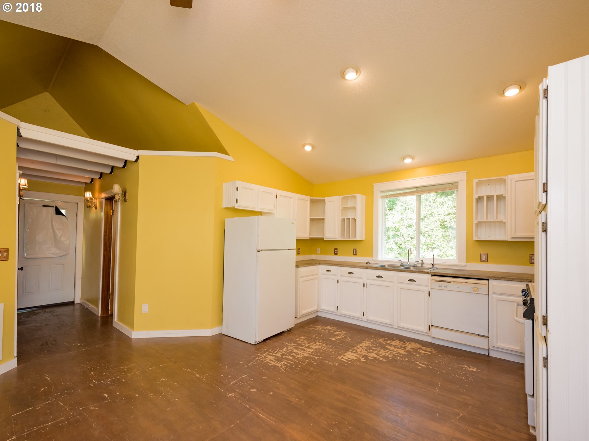 36504 Northeast Thompson Road Yacolt, WA 98675 - Photo 6 of 32 Gallery Image 6