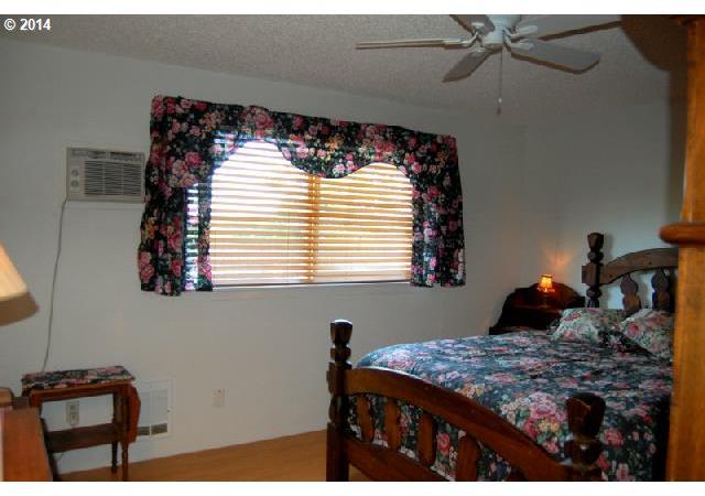 1099 Southwest Crestview Road Prineville, OR 97754 - Photo 6 of 10 Gallery Image 6