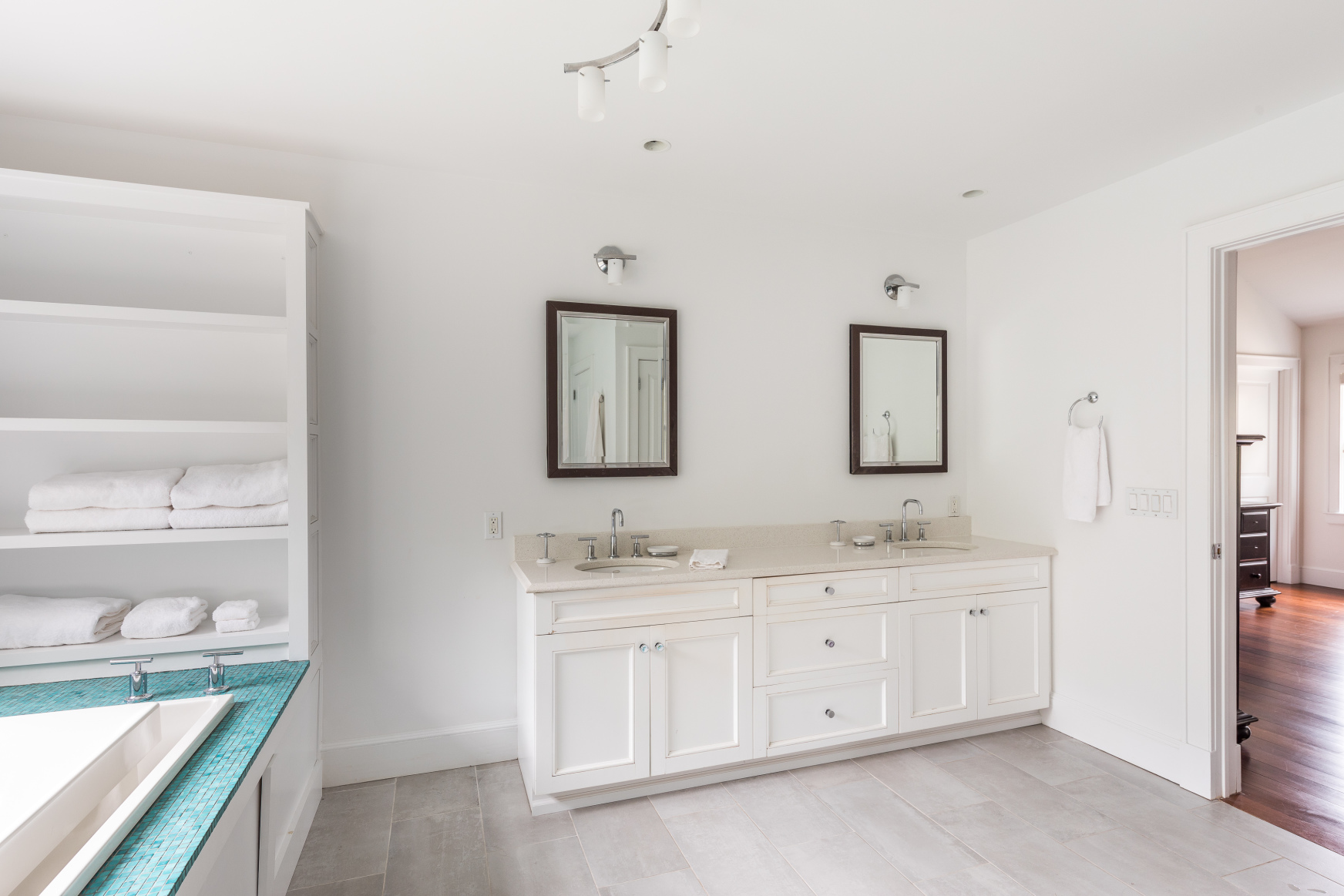 46 Winding Way East Hampton, NY 11937 - Photo 13 of 22