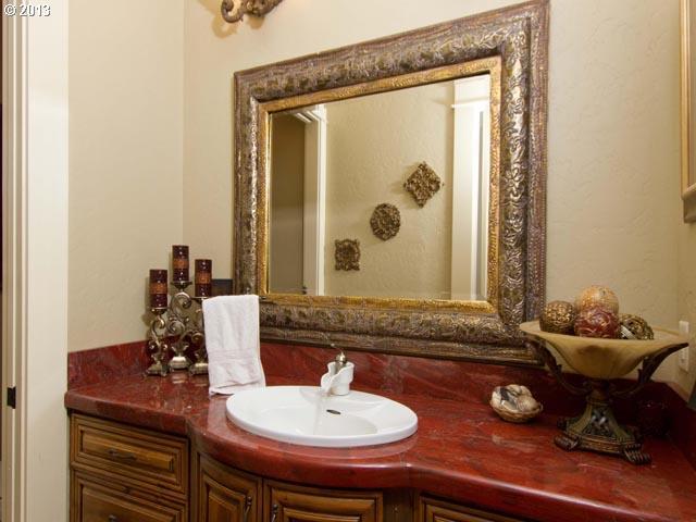 13077 Donald Road Northeast Aurora, OR 97002 - Photo 4 of 16 Gallery Image 4