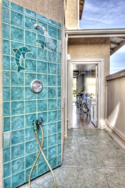 6971 Tradewinds Drive Carlsbad, CA 92011 - Photo 19 of 25 Outdoor Shower!