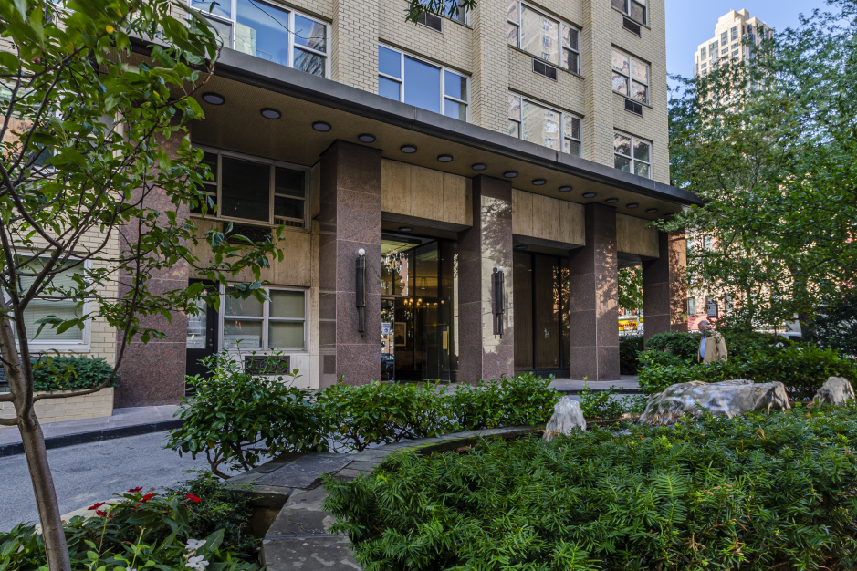 The Cambridge 500 E 85th St, Manhattan, NY 10028 - Photo 3 of 3