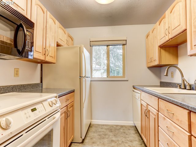 12612 Northwest Barnes Road, Unit 1 Portland, OR 97229 - Photo 5 of 28 Gallery Image 5