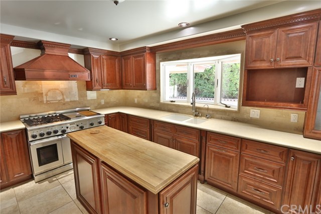 7830 Elden Avenue Whittier, CA 90602 - Photo 15 of 34 Kitchen